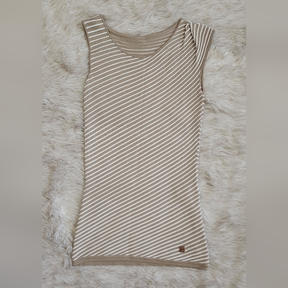 Carolina herrera top - Picture 1 of 6